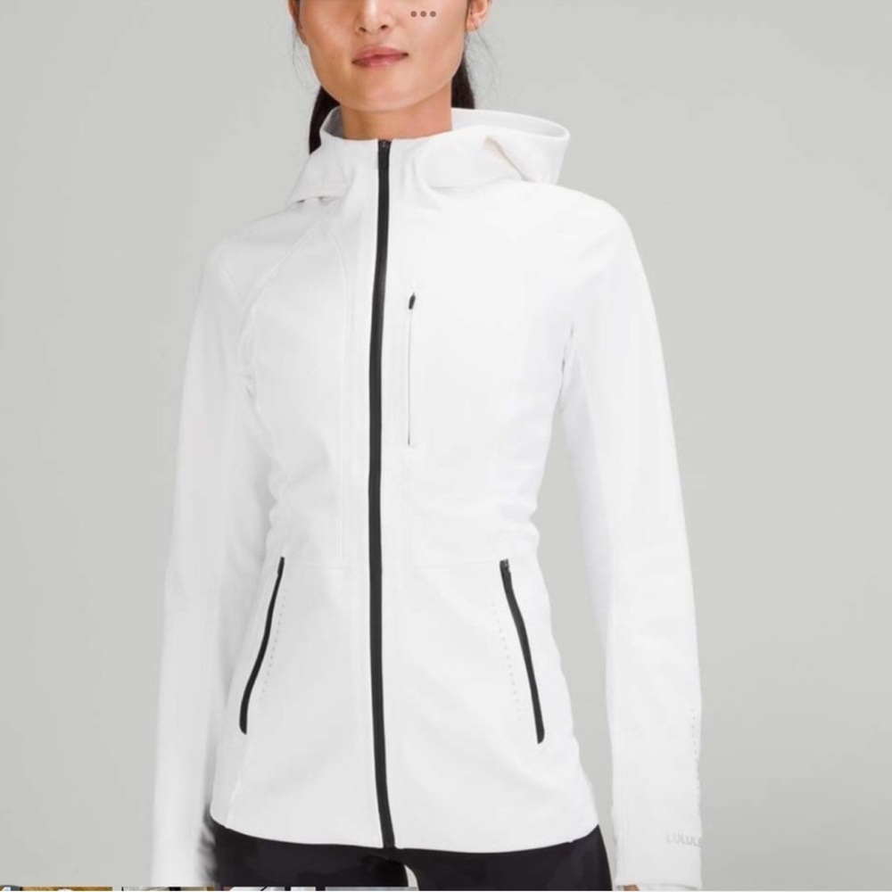 Lululemon Women’s Cross Chill Performance Jacket – Size 2 - Picture 2 of 5